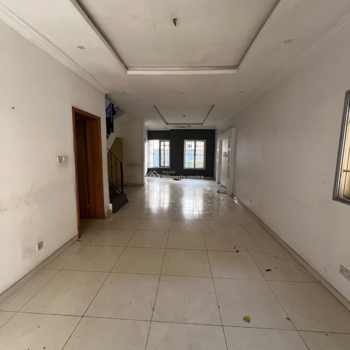 4 Bed&bq  18 Million, Lekki Phase 1, Lekki, Lagos, Terraced Duplex for Rent