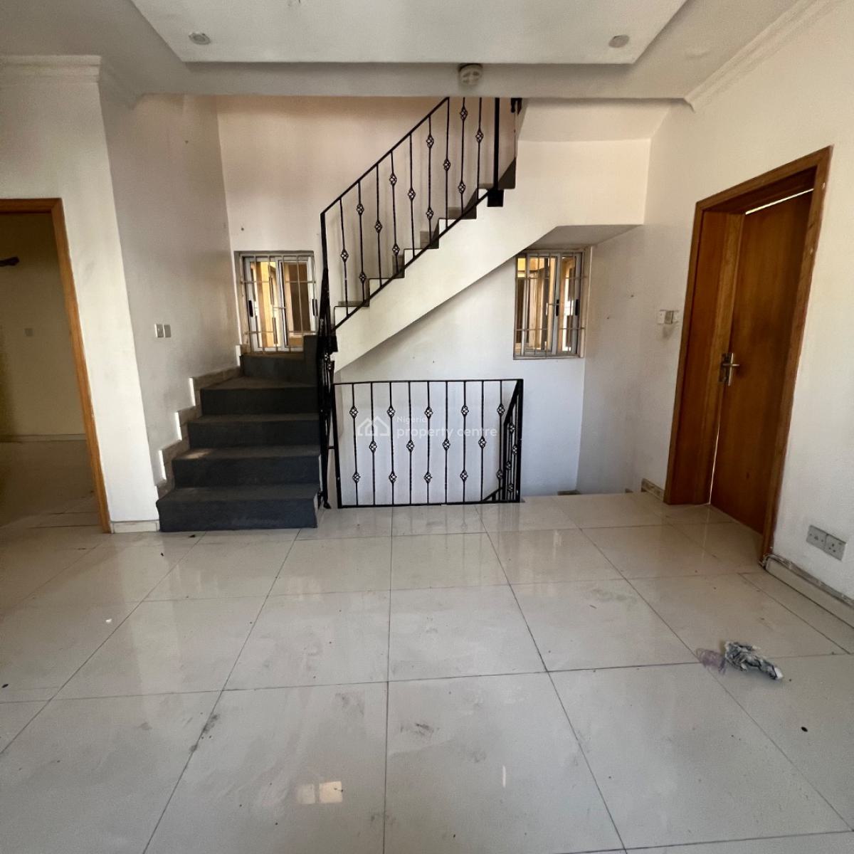 4 Bed&bq  18 Million, Lekki Phase 1, Lekki, Lagos, Terraced Duplex for Rent