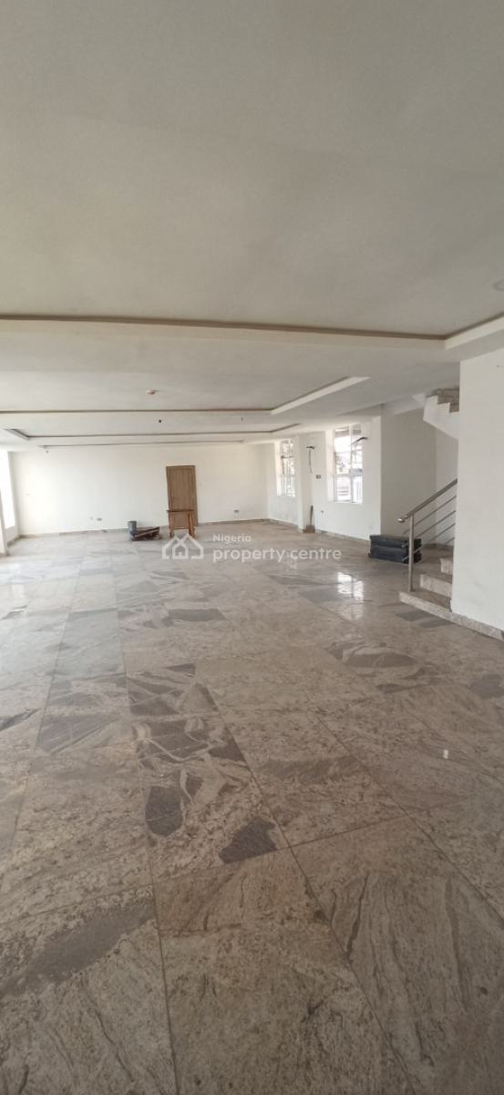 New Plaza, Wuse 2, Abuja, Plaza / Complex / Mall for Sale