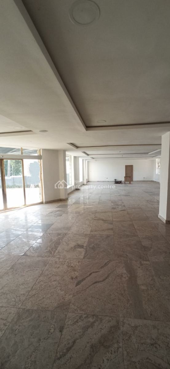 New Plaza, Wuse 2, Abuja, Plaza / Complex / Mall for Sale