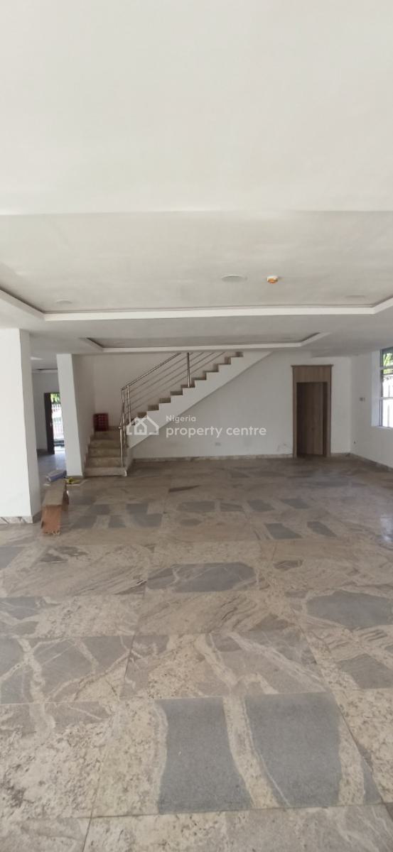 New Plaza, Wuse 2, Abuja, Plaza / Complex / Mall for Sale