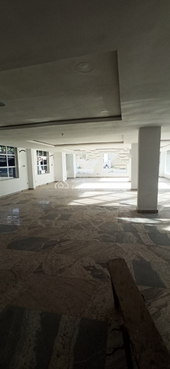 New Plaza, Wuse 2, Abuja, Plaza / Complex / Mall for Sale
