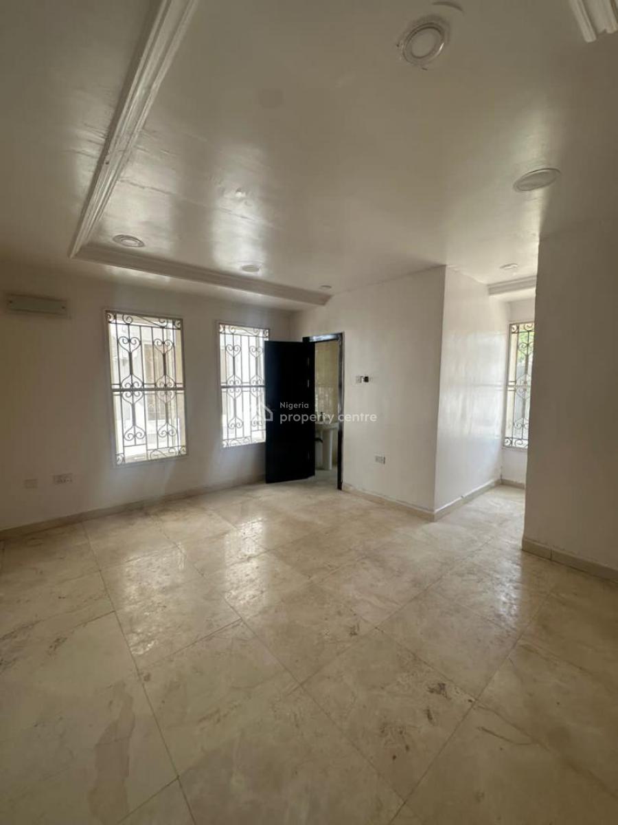 Studio Apartment Available, Dapo Solanke Close, Lekki Phase 1, Lekki, Lagos, Flat / Apartment for Rent