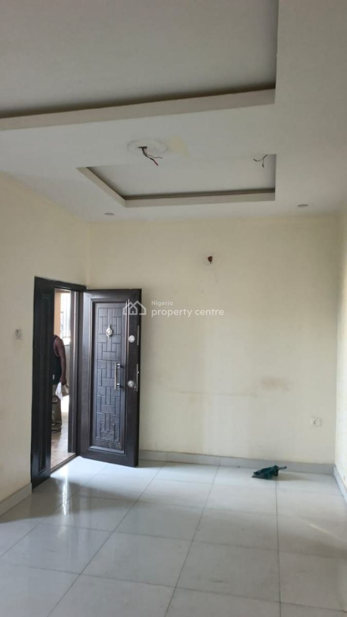 Sharp 2 Bedroom Flat Apartment, Upstairs, Eputu, Lagos, Ibeju Lekki, Lagos, Flat / Apartment for Rent