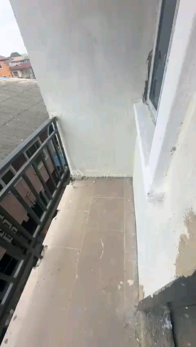 Standard and Spacious Mini Flat, Ilupeju, Palmgrove, Ilupeju, Lagos, Mini Flat (room and Parlour) for Rent