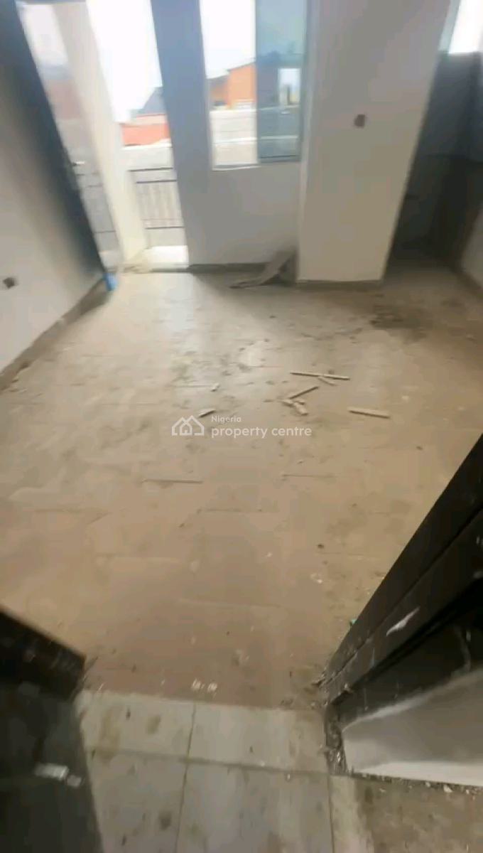 Standard and Spacious Mini Flat, Ilupeju, Palmgrove, Ilupeju, Lagos, Mini Flat (room and Parlour) for Rent