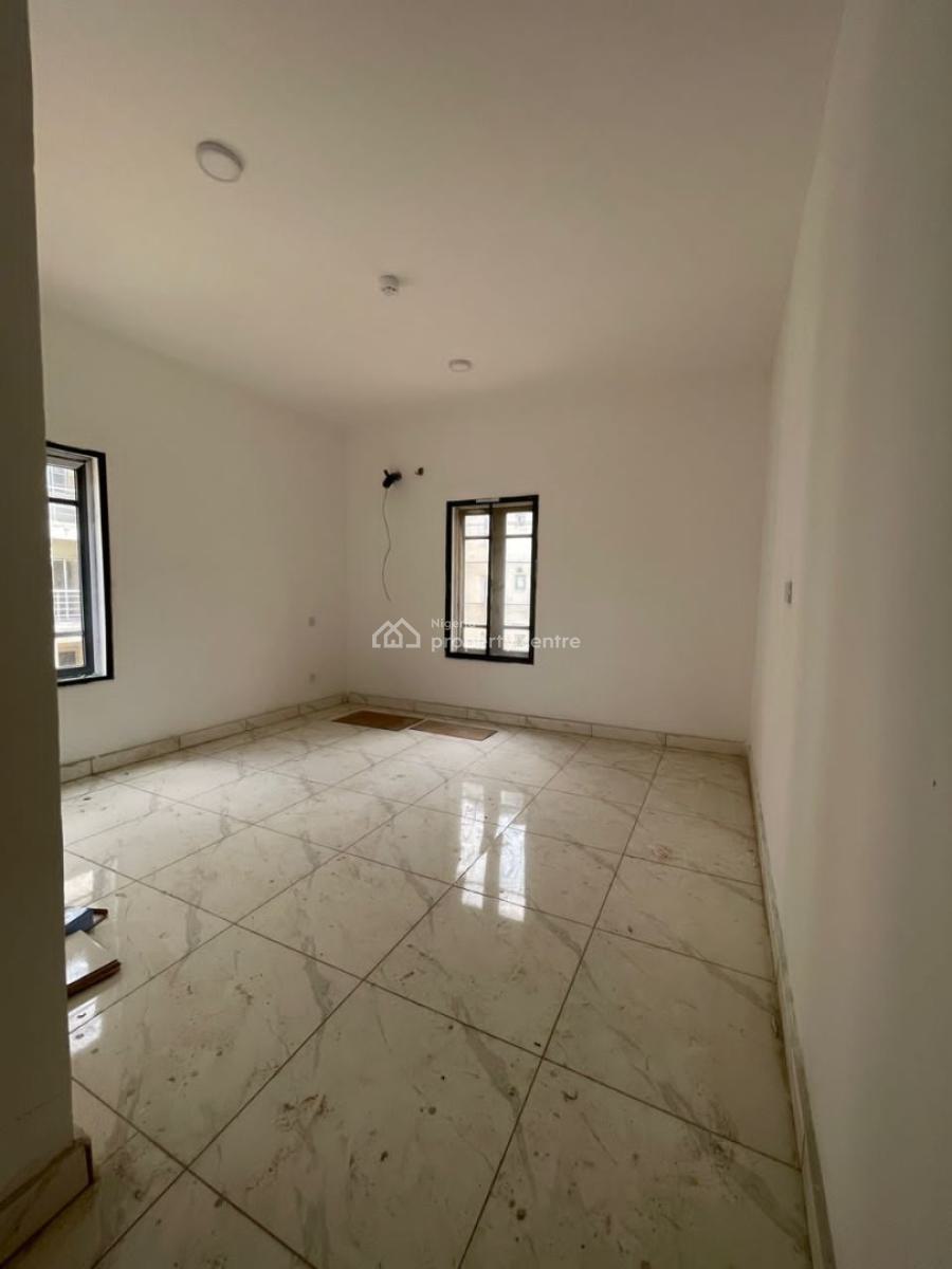 3 Bedrooms Apartment with Gym, Sangotedo, Ajah, Lagos, Flat / Apartment for Sale