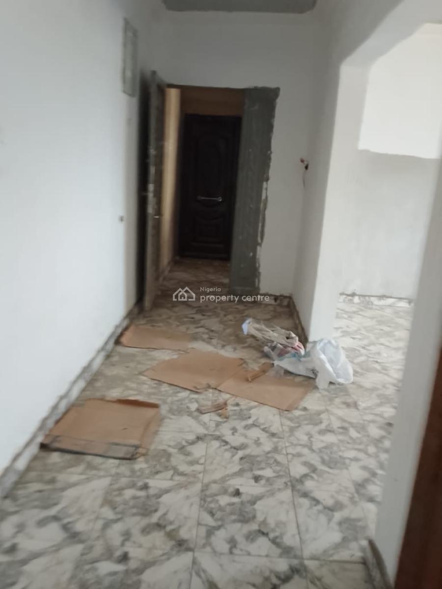 Lovely Room and Parlor Self Contained, Morekete Estate, Igbogbo, Ikorodu, Lagos, House for Rent