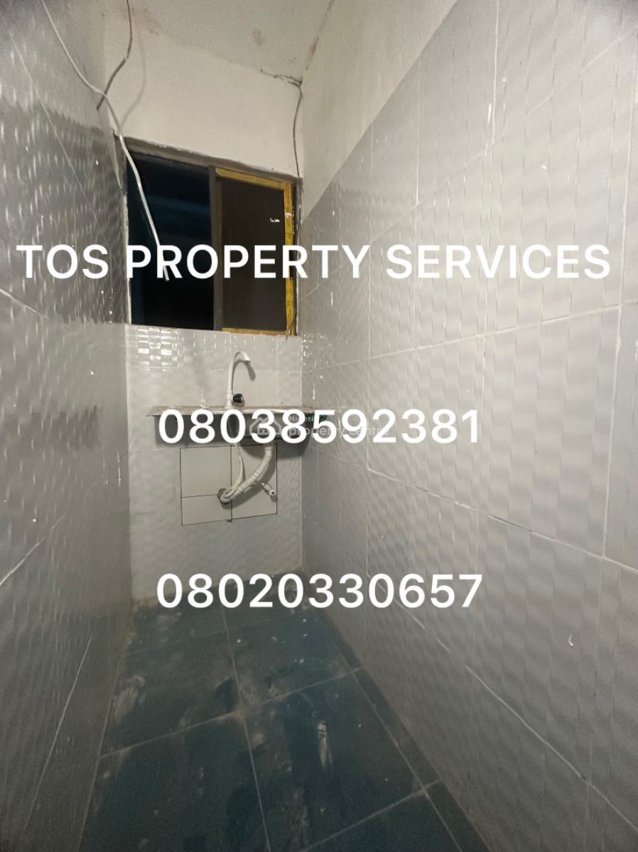 1 Room Self-contained Flat + Balcony (upstairs), Yaba, Yaba, Lagos, Self Contain (single Rooms) for Rent