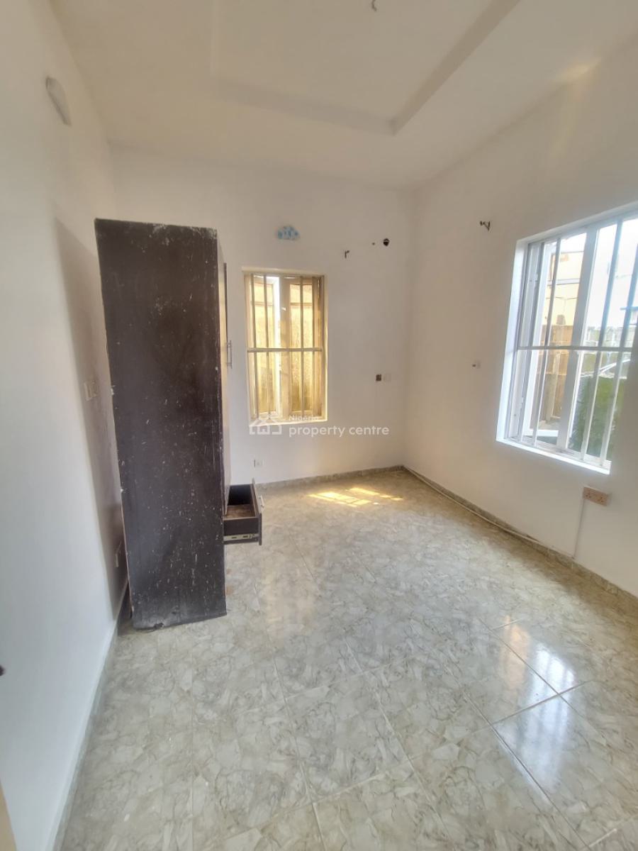 Sharp and Clean 2bedroom Flat, United Estate, Ajah, Lagos, Flat / Apartment for Rent