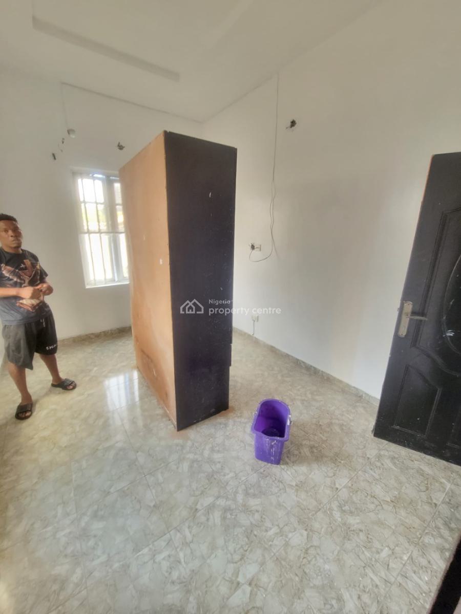 Sharp and Clean 2bedroom Flat, United Estate, Ajah, Lagos, Flat / Apartment for Rent