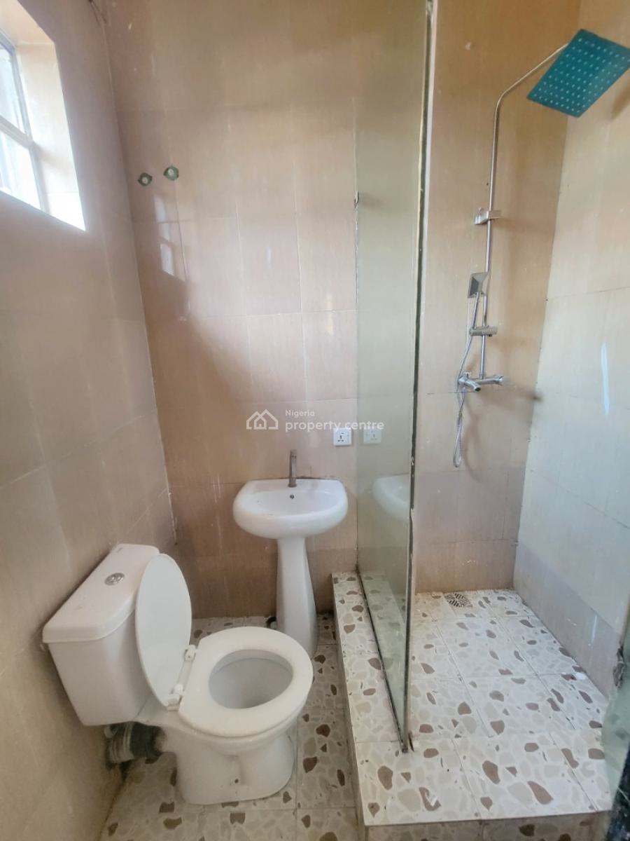 Sharp and Clean 2bedroom Flat, United Estate, Ajah, Lagos, Flat / Apartment for Rent