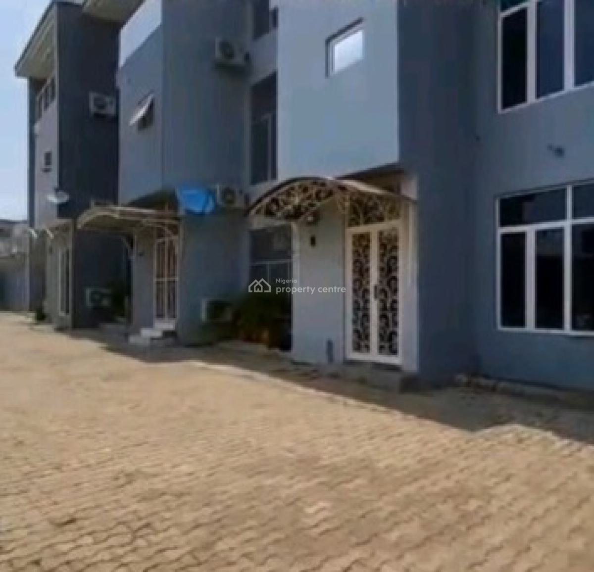 Exquisitely Finished 4-bedroom Terrace Duplex with Bq, By Nnpc, Guzape District, Abuja, Terraced Duplex for Sale