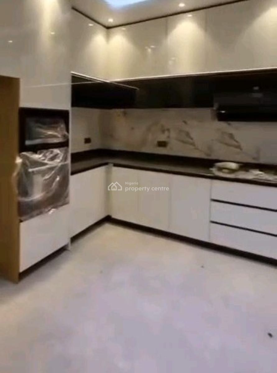 Exquisitely Finished 4-bedroom Terrace Duplex with Bq, By Nnpc, Guzape District, Abuja, Terraced Duplex for Sale