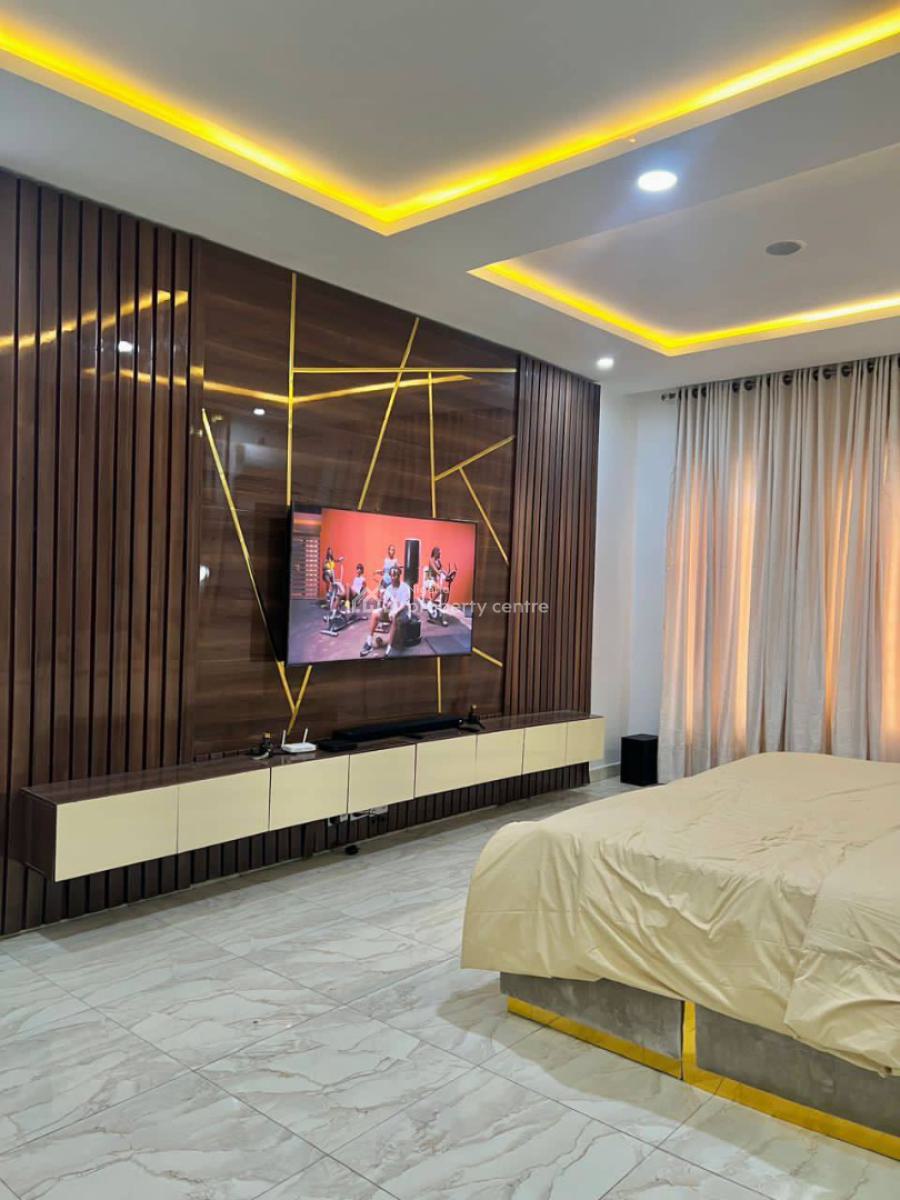 Cozy Premium Luxury 4-bedroom with Snooker, Pool, Ps5, Gym, & Jacuzzi, Ikate, Lekki, Lagos, Flat / Apartment Short Let
