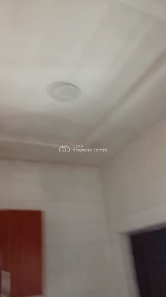 Well Maintained 2 Bedroom Flat, Lakowe, Ibeju Lekki, Lagos, Flat / Apartment for Rent