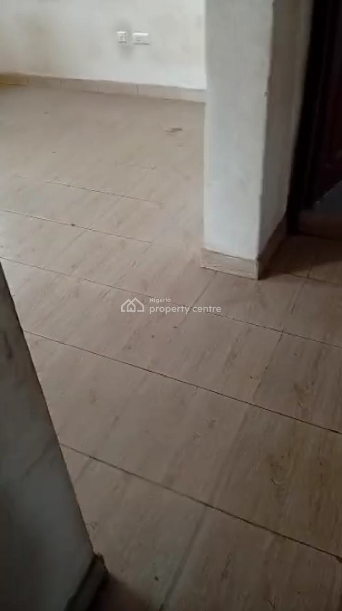 Well Maintained 2 Bedroom Flat, Lakowe, Ibeju Lekki, Lagos, Flat / Apartment for Rent