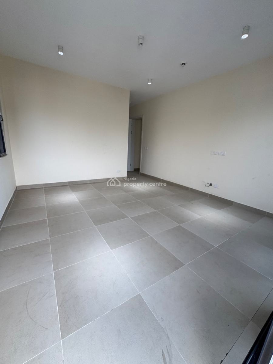 2 Bedroom Apartment, Lekki Phase 1, Lekki, Lagos, Flat / Apartment for Sale