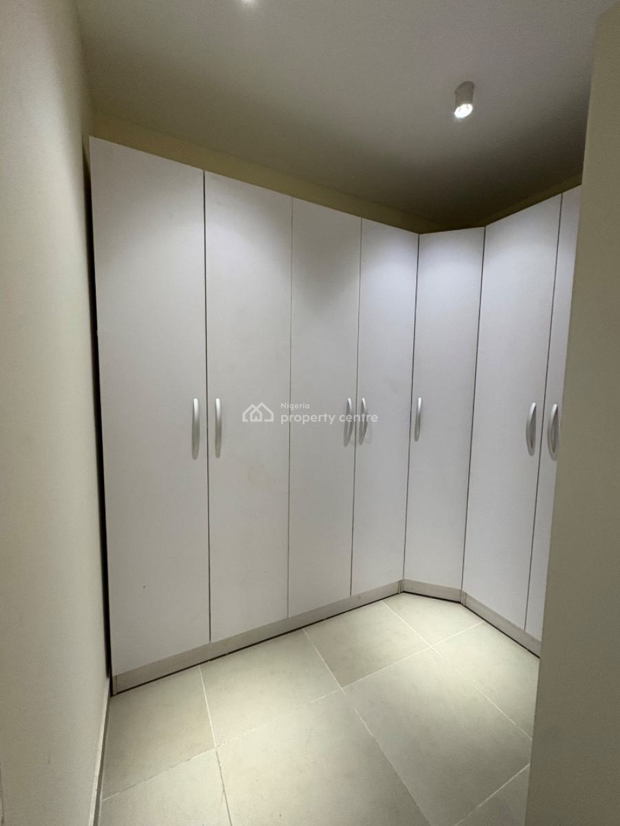 2 Bedroom Apartment, Lekki Phase 1, Lekki, Lagos, Flat / Apartment for Sale