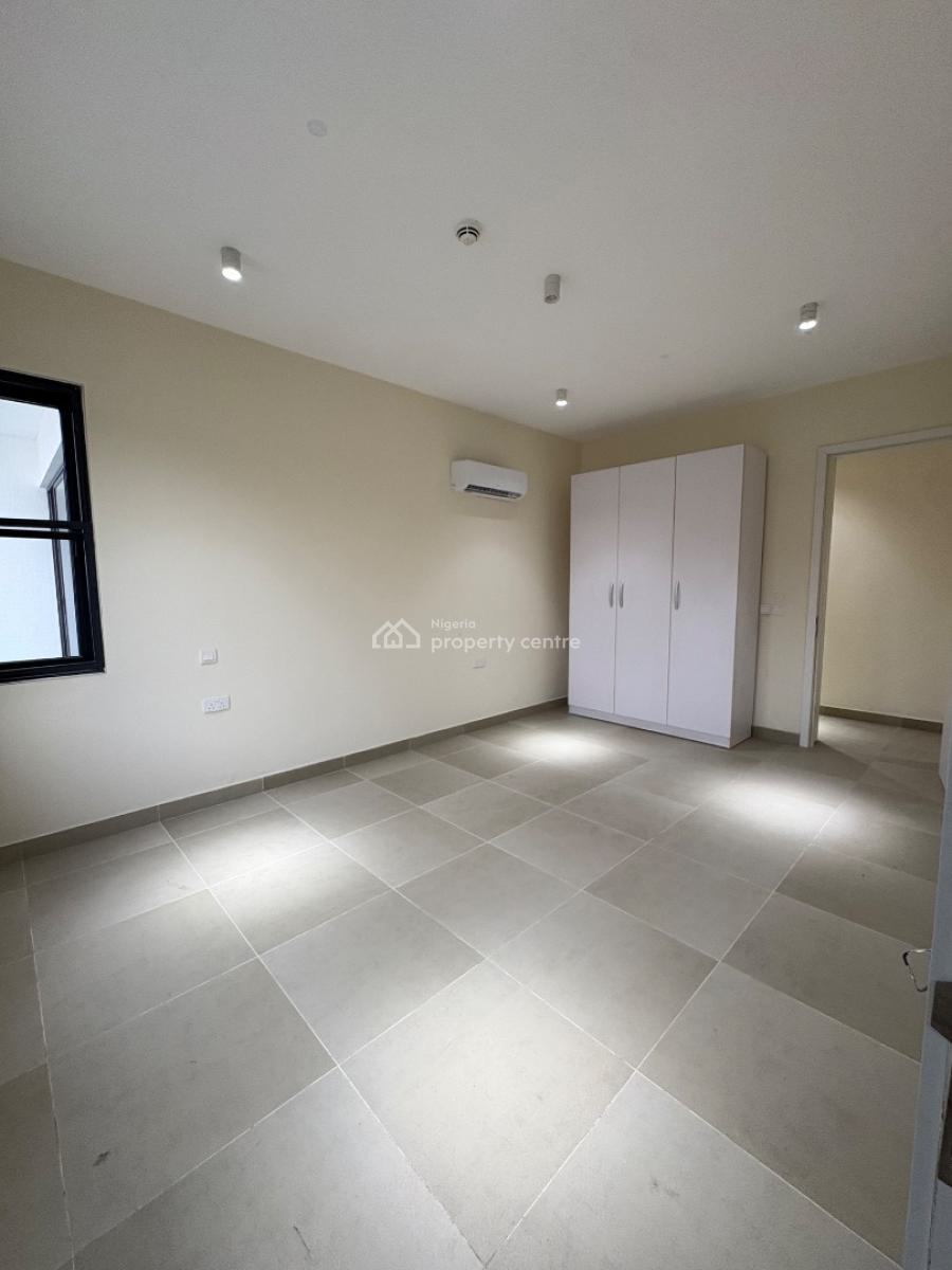 2 Bedroom Apartment, Lekki Phase 1, Lekki, Lagos, Flat / Apartment for Sale