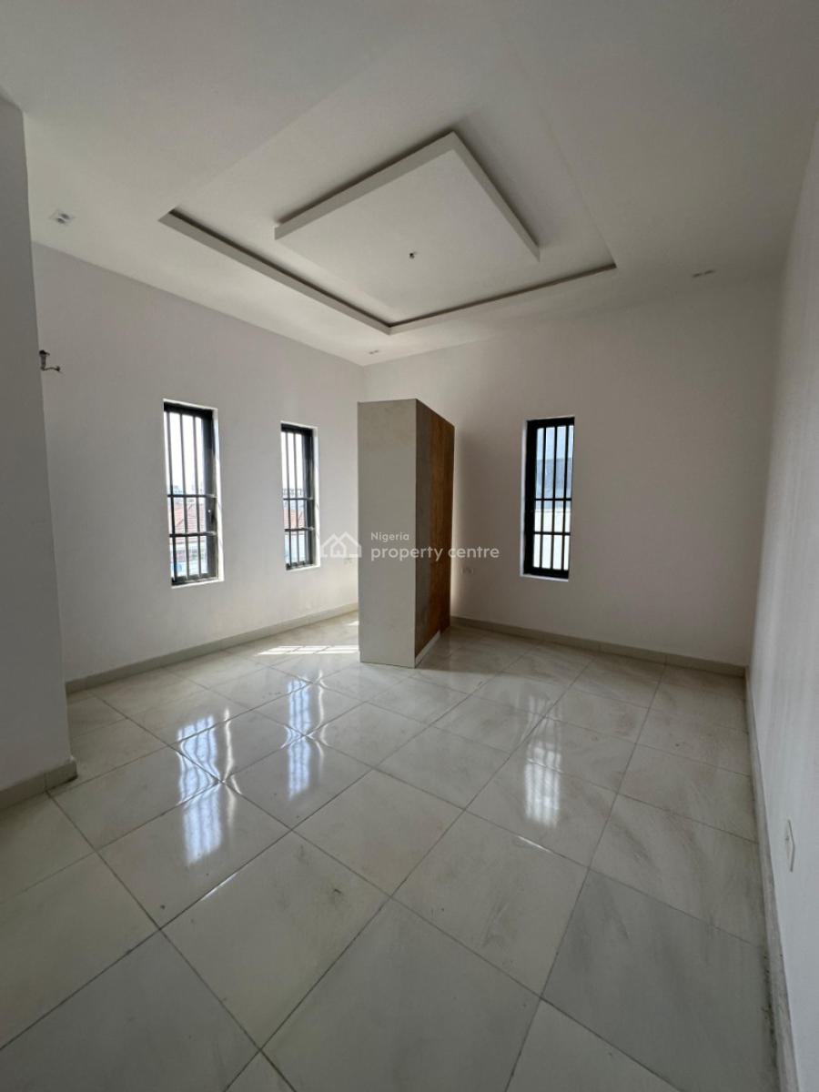 Newly Built Self Serviced 2 Bedroom Penthouse Apartment, Lekki Phase 1, Lekki, Lagos, Flat / Apartment for Rent