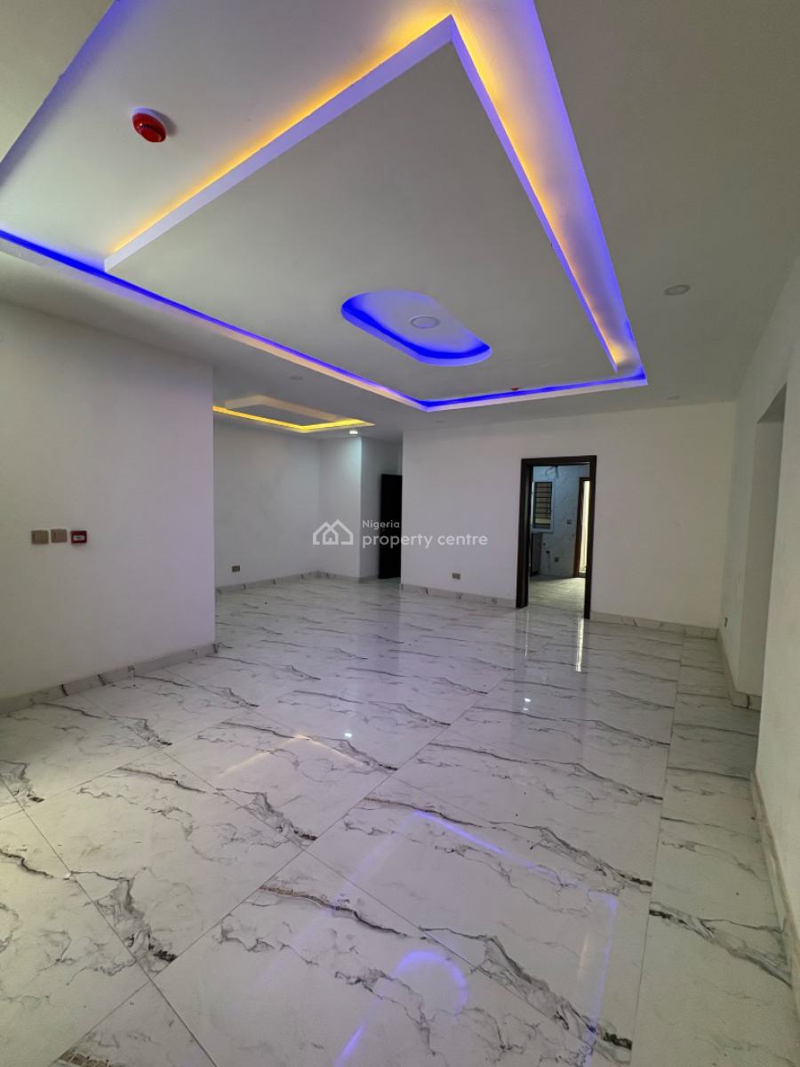 2bedroom Apartment with Bq, Lekki Phase 1, Lekki, Lagos, Block of Flats for Sale