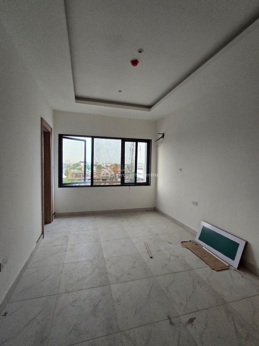 Spacious and Luxury 3-bedroom Apartments, Lekki Phase 1, Lekki, Lagos, House for Sale