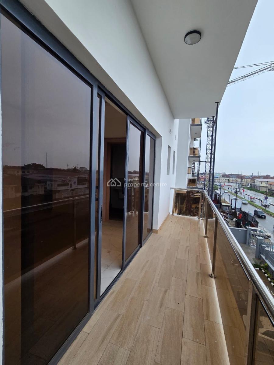 Spacious and Luxury 3-bedroom Apartments, Lekki Phase 1, Lekki, Lagos, House for Sale