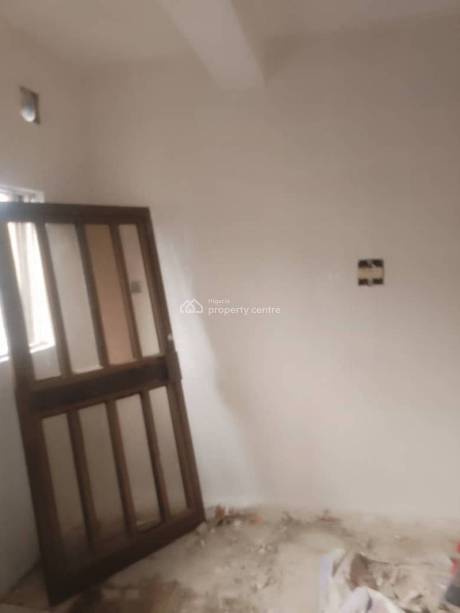 Very Spacious 2 Bedrooms Flat, Area 11, Garki, Abuja, Flat / Apartment for Rent