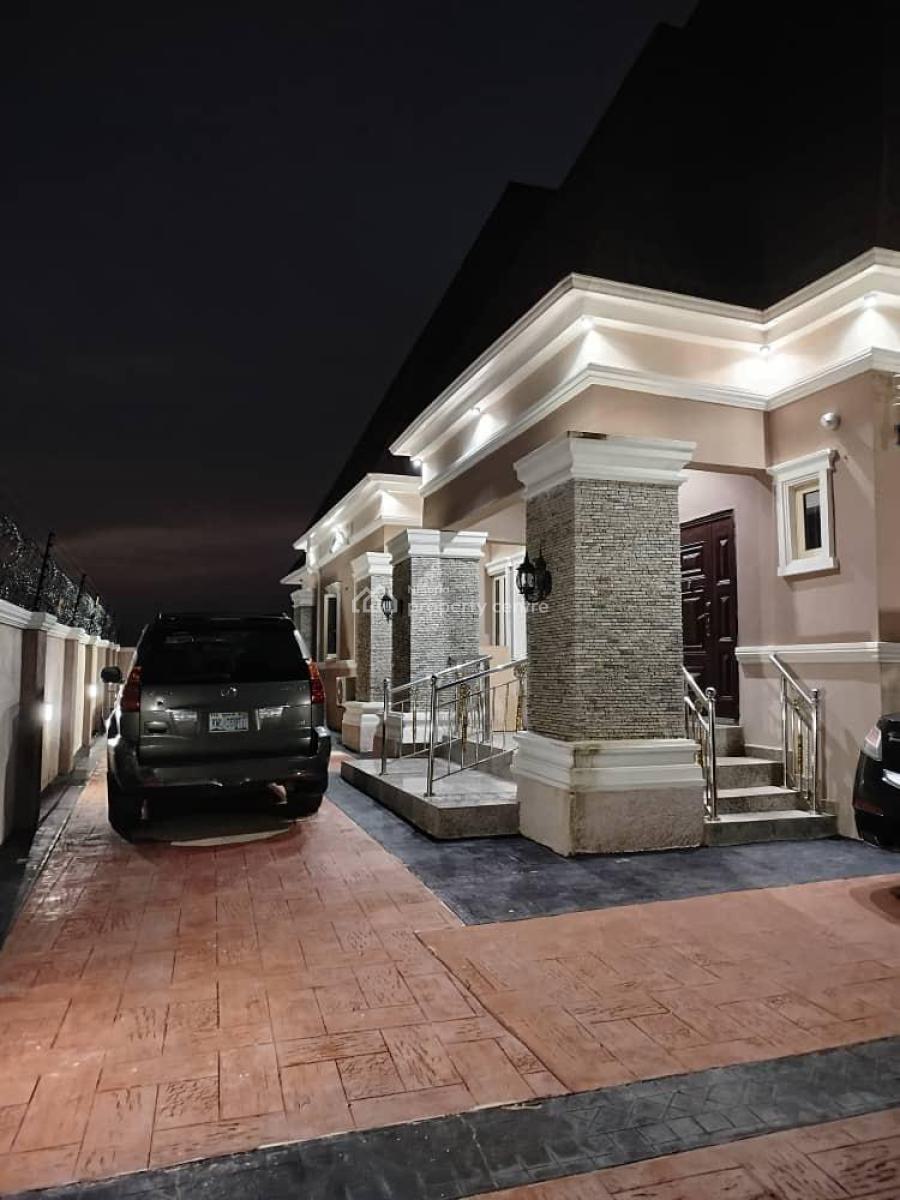 5bedroom Bungalow Penthouse, Efab Estate Gwarimpa, Gwarinpa, Abuja, Detached Bungalow for Sale