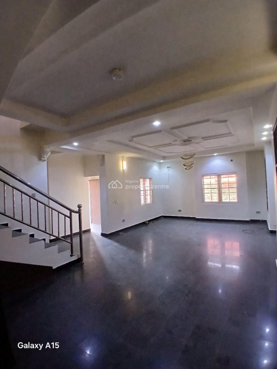 Well Spacious 3 Bedroom Terrace Duplex + 1 Bq Attached, Apo, Abuja, Terraced Duplex for Rent