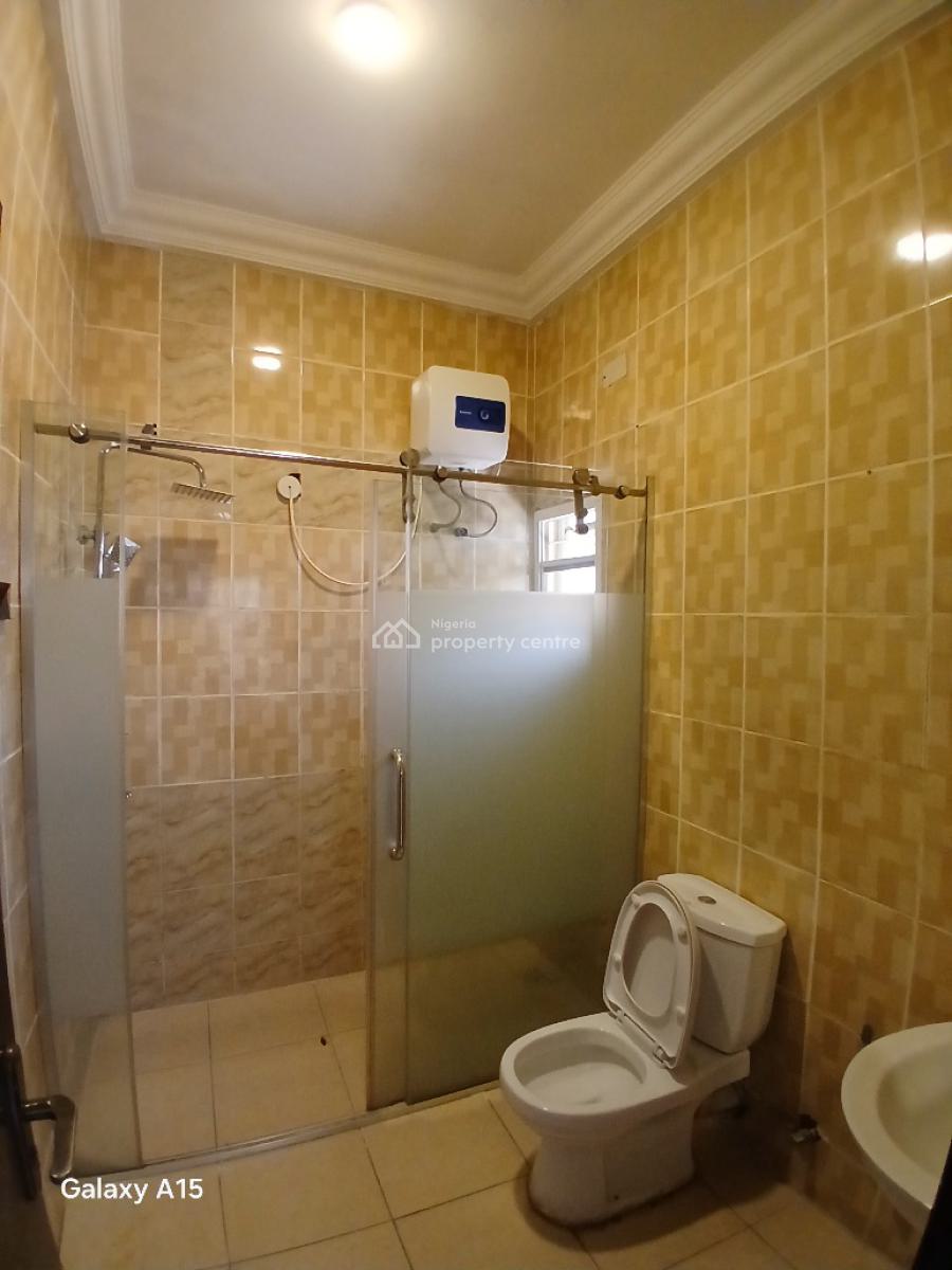 Well Spacious 3 Bedroom Terrace Duplex + 1 Bq Attached, Apo, Abuja, Terraced Duplex for Rent