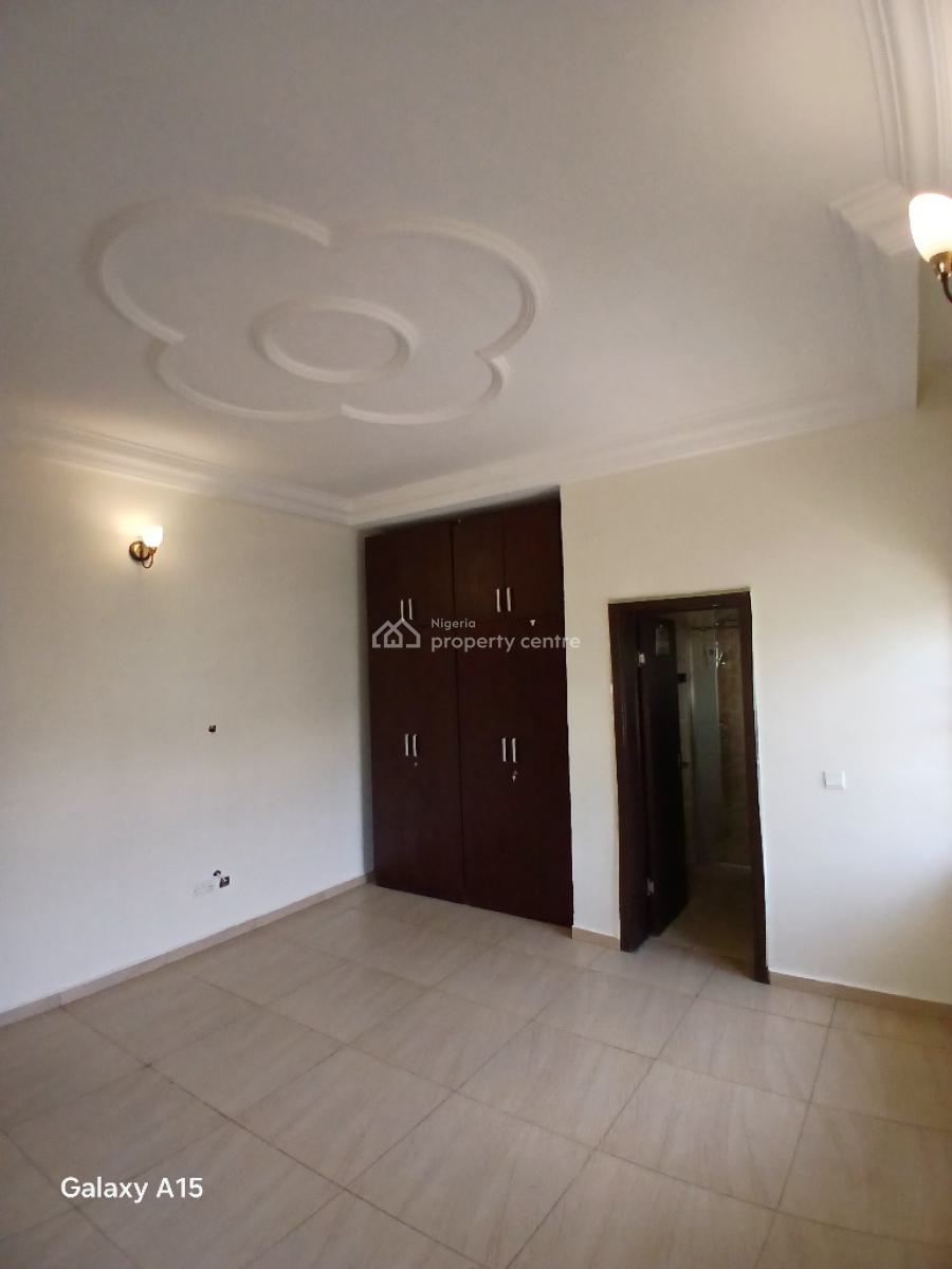Well Spacious 3 Bedroom Terrace Duplex + 1 Bq Attached, Apo, Abuja, Terraced Duplex for Rent