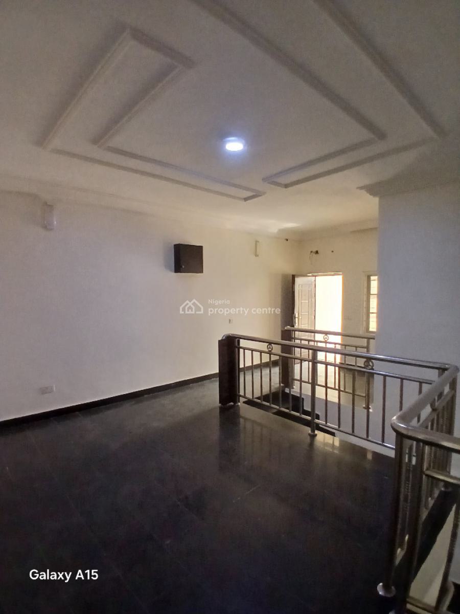 Well Spacious 3 Bedroom Terrace Duplex + 1 Bq Attached, Apo, Abuja, Terraced Duplex for Rent