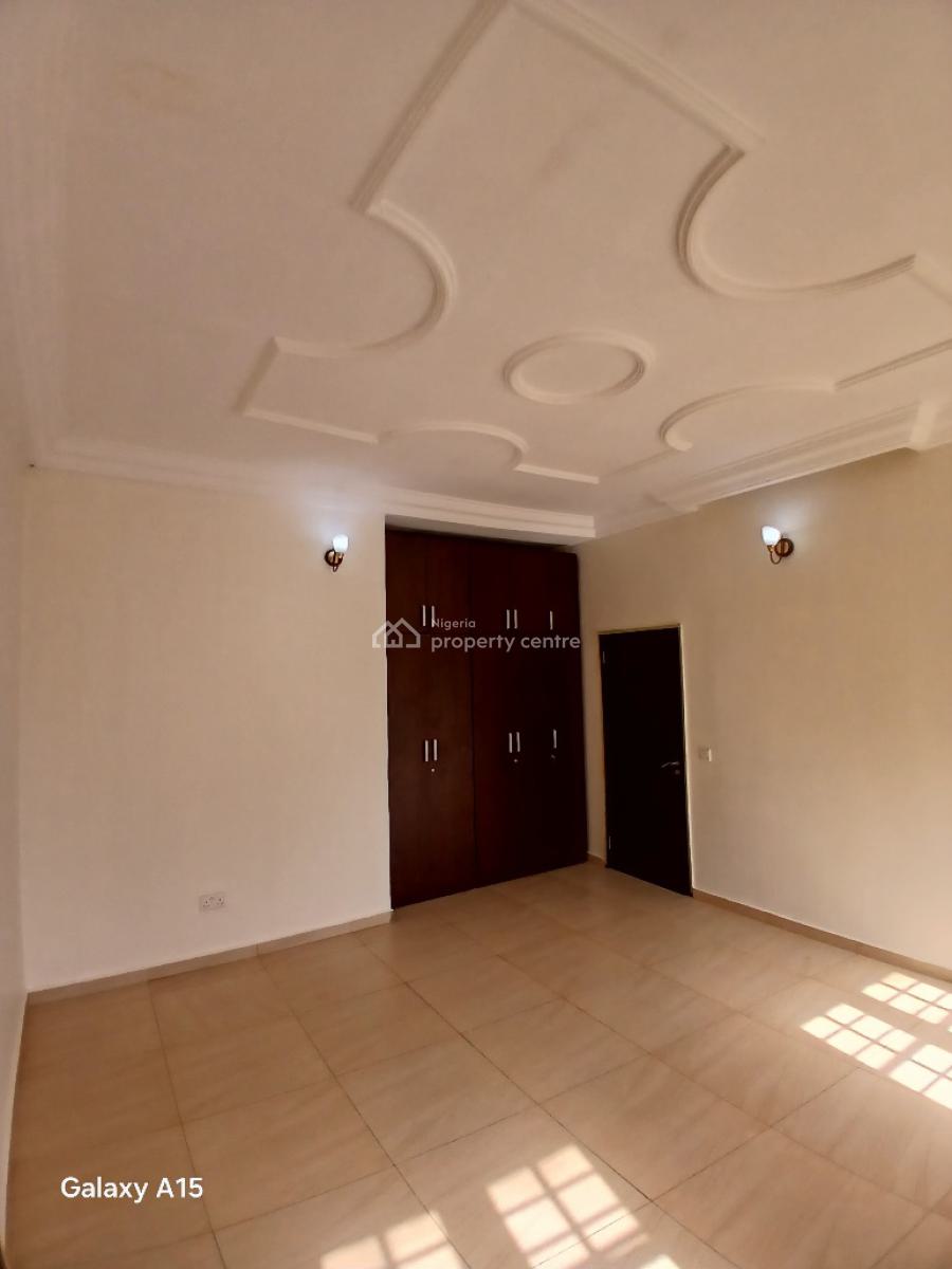 Well Spacious 3 Bedroom Terrace Duplex + 1 Bq Attached, Apo, Abuja, Terraced Duplex for Rent