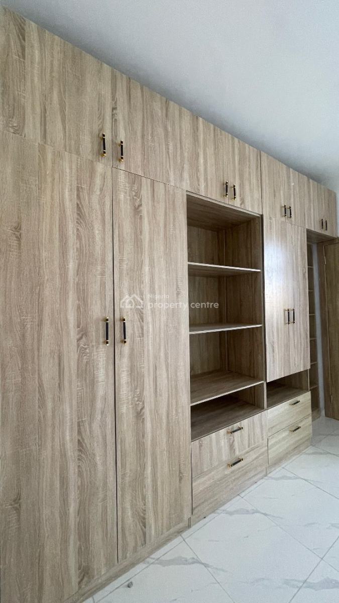 Luxury 4bedroom, Ikota, Lekki, Lagos, Terraced Duplex for Rent