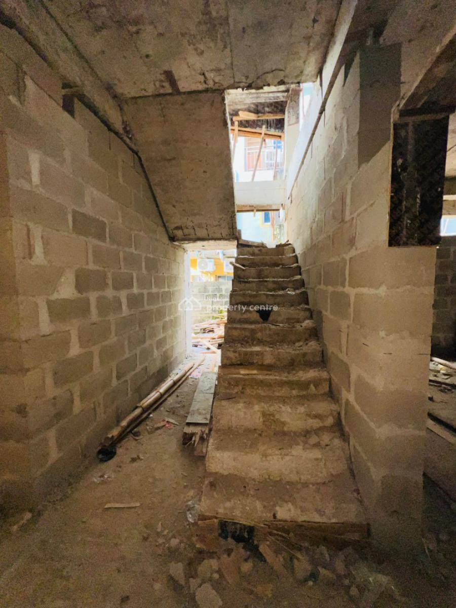 Luxury Studio & 1-bedroom Apartments in Akoka Unilag, Yaba, Located in Akoka, University of Lagos (unilag), Yaba, Lagos., Akoka, Yaba, Lagos, Mini Flat (room and Parlour) for Sale