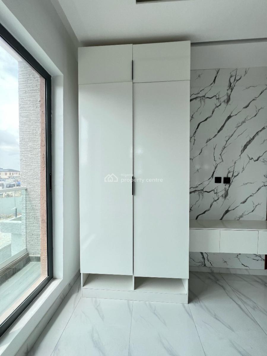 Contemporary 2 Bedroom Apartment with Pool, Gym and Elevator, Ikate Elegushi, Lekki, Lagos, Flat / Apartment for Sale