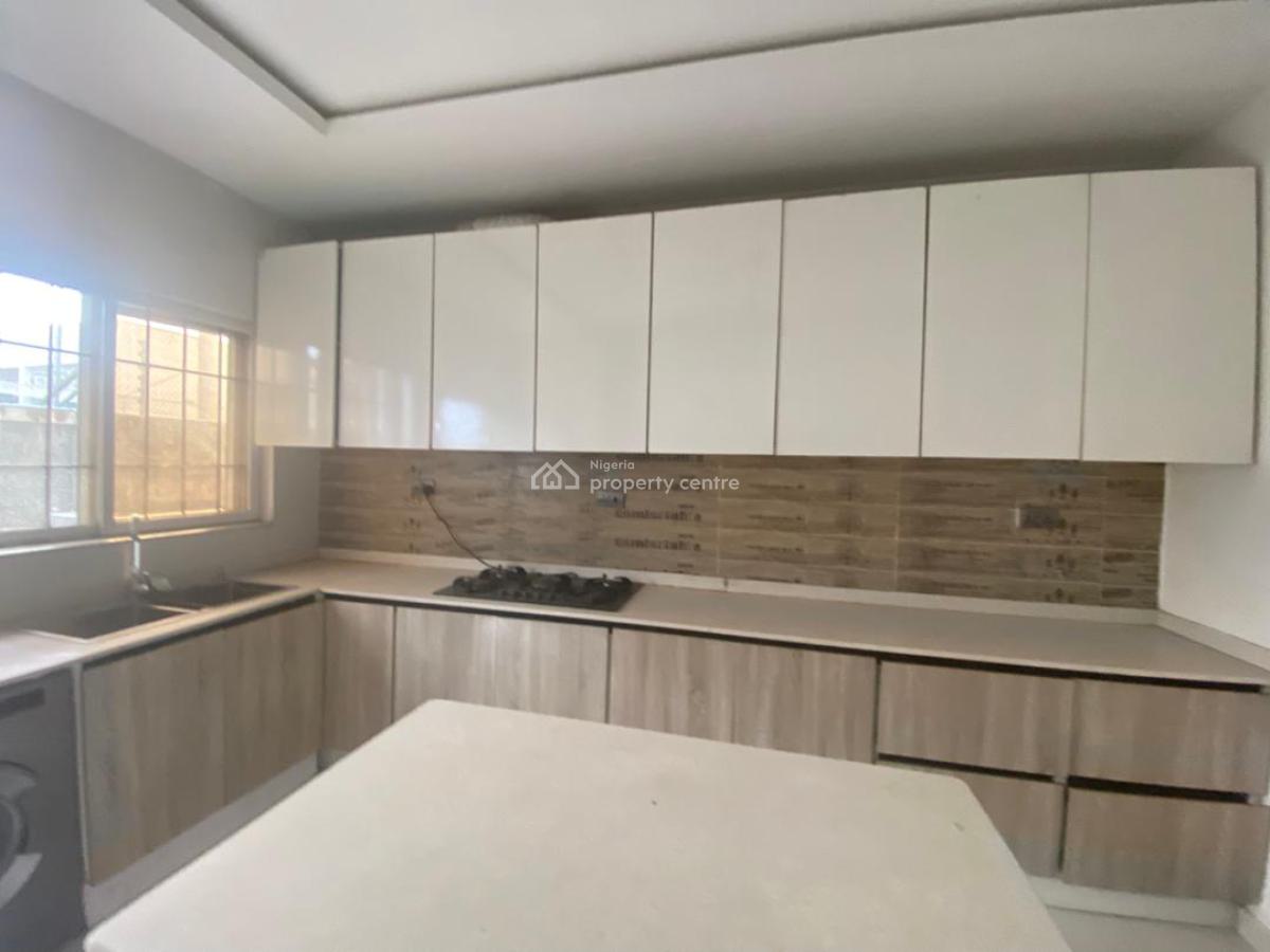 4 Bedrooms Semi Detached Duplex, Harris Drive By, Vgc, Lekki, Lagos, Semi-detached Duplex for Sale