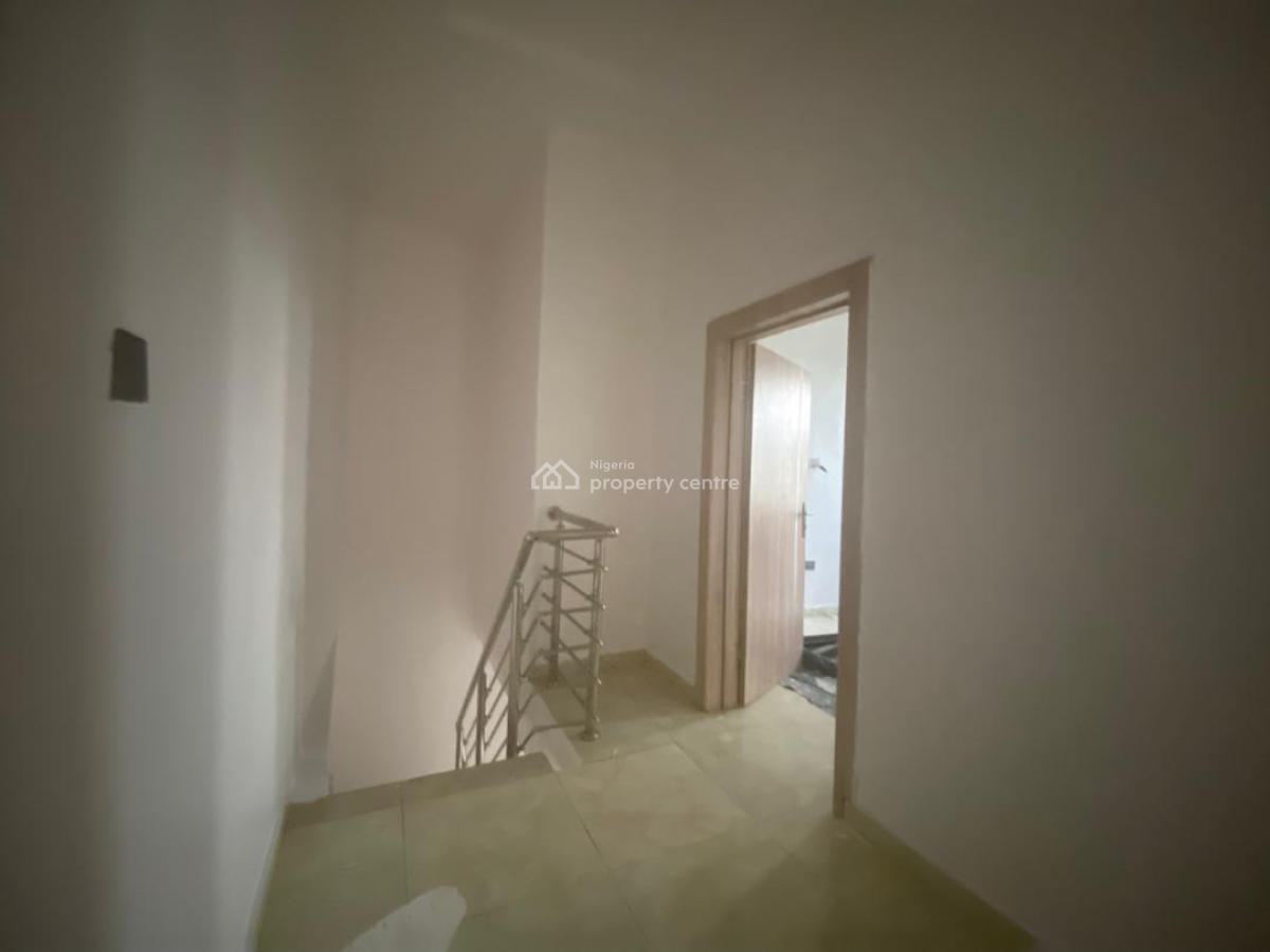 4 Bedrooms Semi Detached Duplex with Bq, Harris Drive By, Vgc, Lekki, Lagos, Semi-detached Duplex for Rent