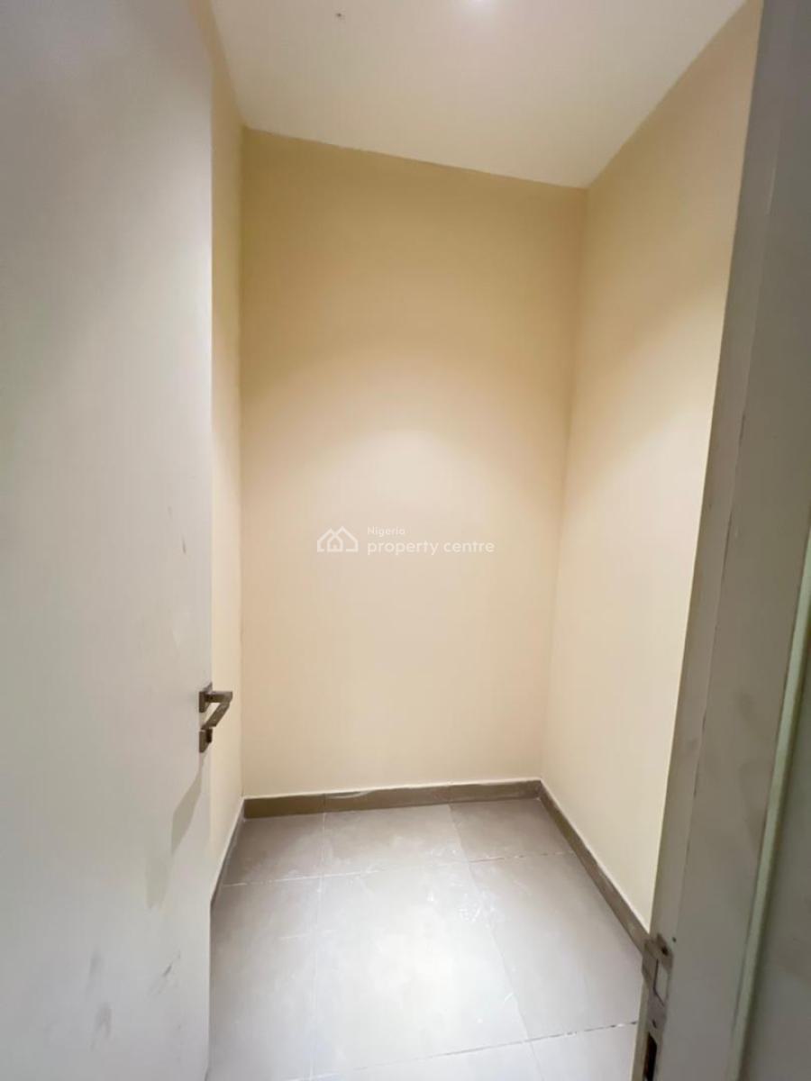 5units of New 2bedroom Apartment with Bq, Swimming Pool,gym,lift,etc, Off Hakeem Dickson Street, Lekki Phase 1, Lekki, Lagos, Flat / Apartment for Sale