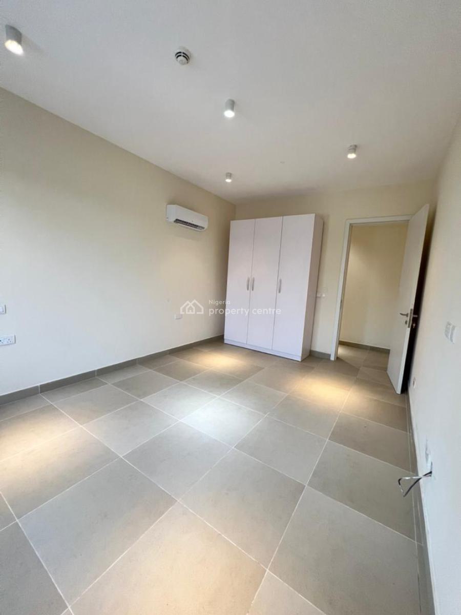 5units of New 2bedroom Apartment with Bq, Swimming Pool,gym,lift,etc, Off Hakeem Dickson Street, Lekki Phase 1, Lekki, Lagos, Flat / Apartment for Sale