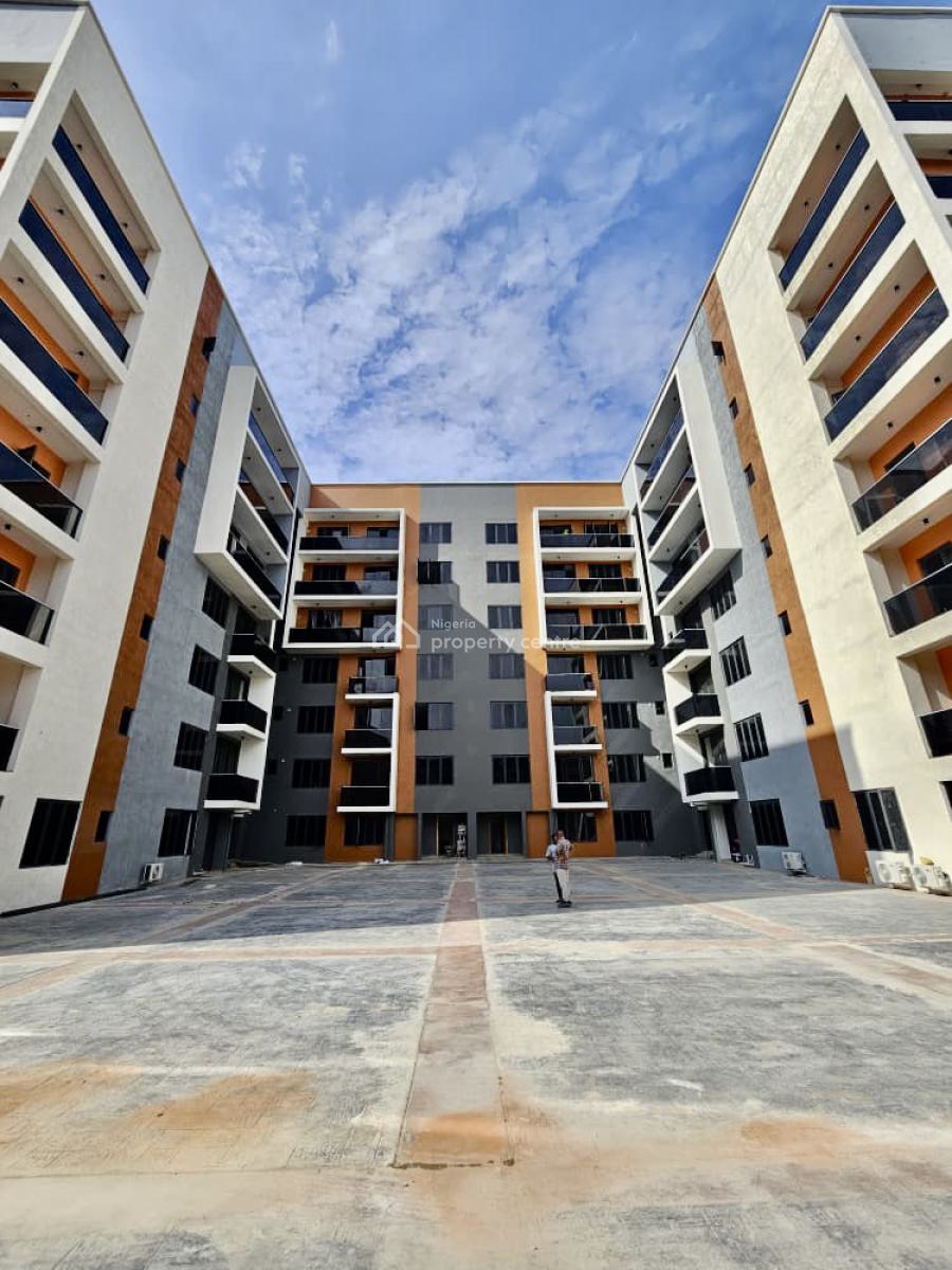 Newly Well Built Spacious 3 Bedroom Apartment with Gym &pool, Lekki Phase 1, Lekki, Lagos, Flat / Apartment for Sale