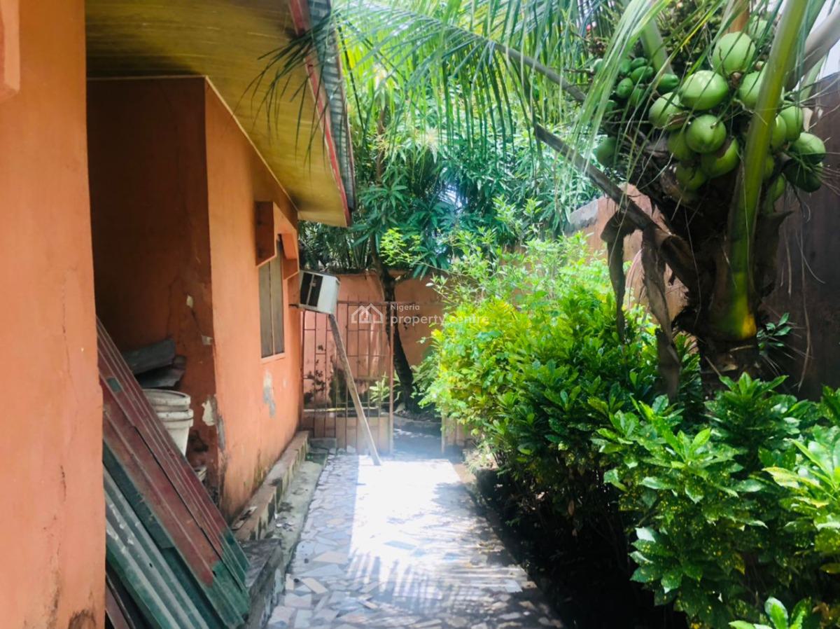 4 Bedroom Bungalow, Off Ganiyu Olaiya Street Satellite, Town Lagos, Satellite Town, Ojo, Lagos, Detached Bungalow for Sale
