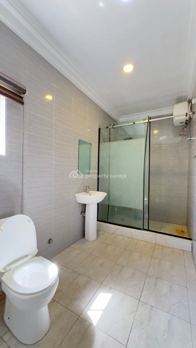 Newly Vacated 2 Bedroom Flat, Jahi Gilmore, Jahi, Abuja, Flat / Apartment for Rent