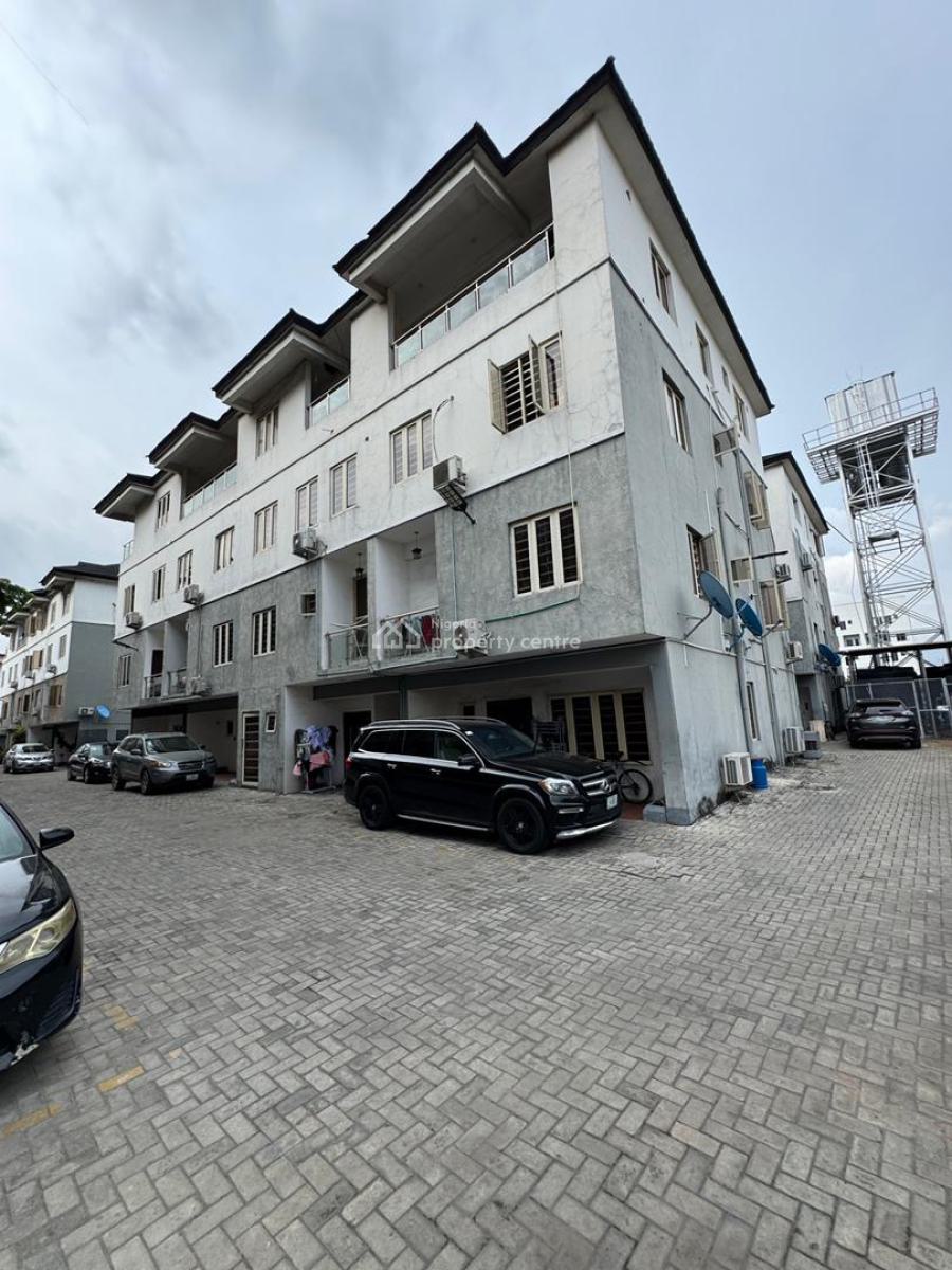 Lovely 4 Bedroom Terrace Duplex with Bq, Surulere, Surulere, Lagos, Terraced Duplex for Sale
