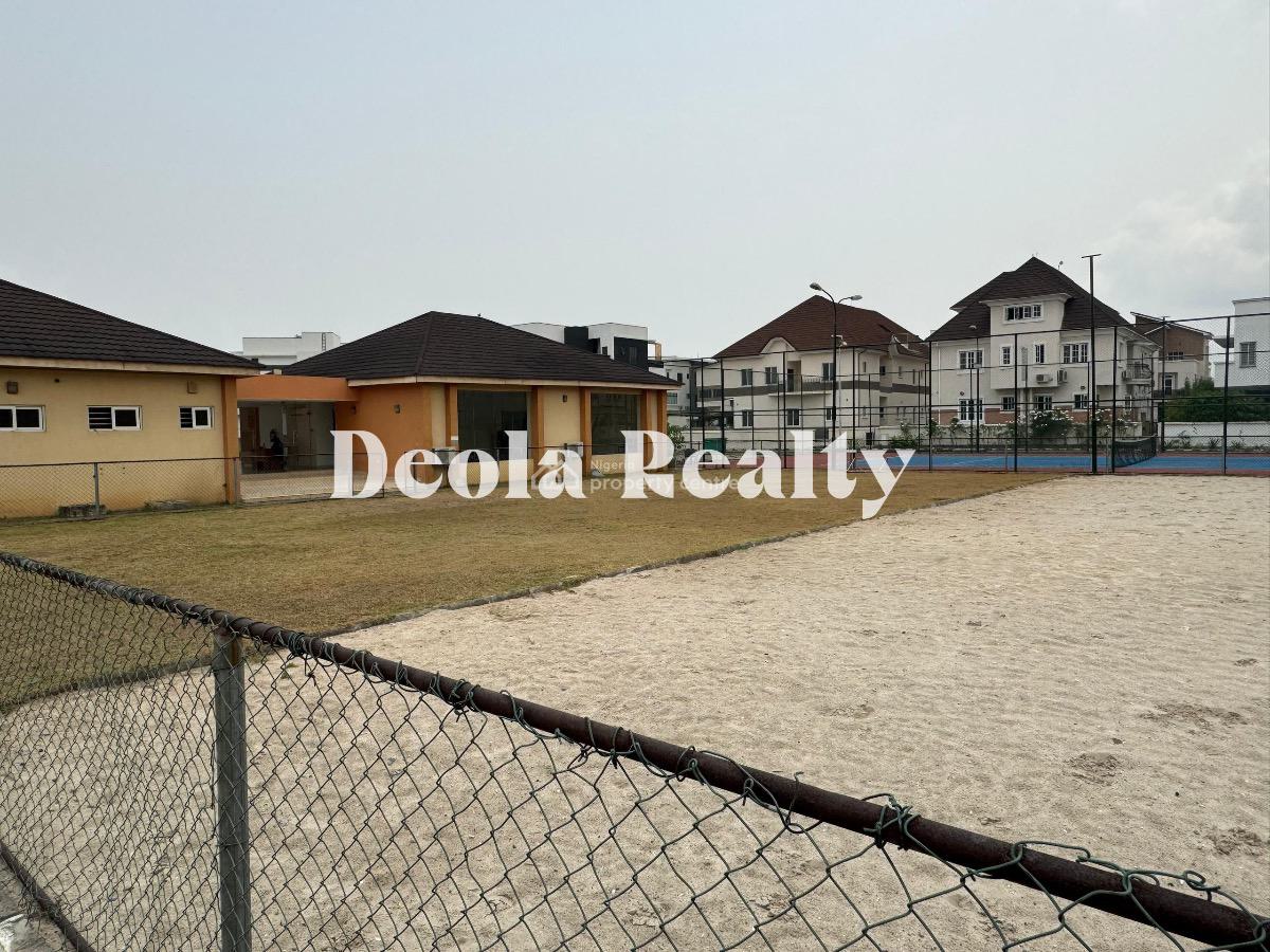a Fully Residential Land Measuring 530 Sqm Available, Pinnock Beach Estate, Osapa, Lekki, Lagos, Residential Land for Sale