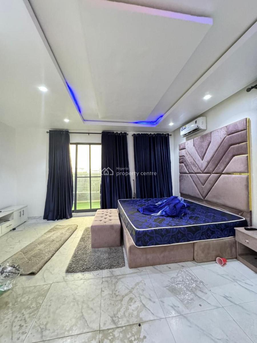 Furnished 4 Bedroom Penthouse, Gbagada, Gbagada, Lagos, Block of Flats for Sale