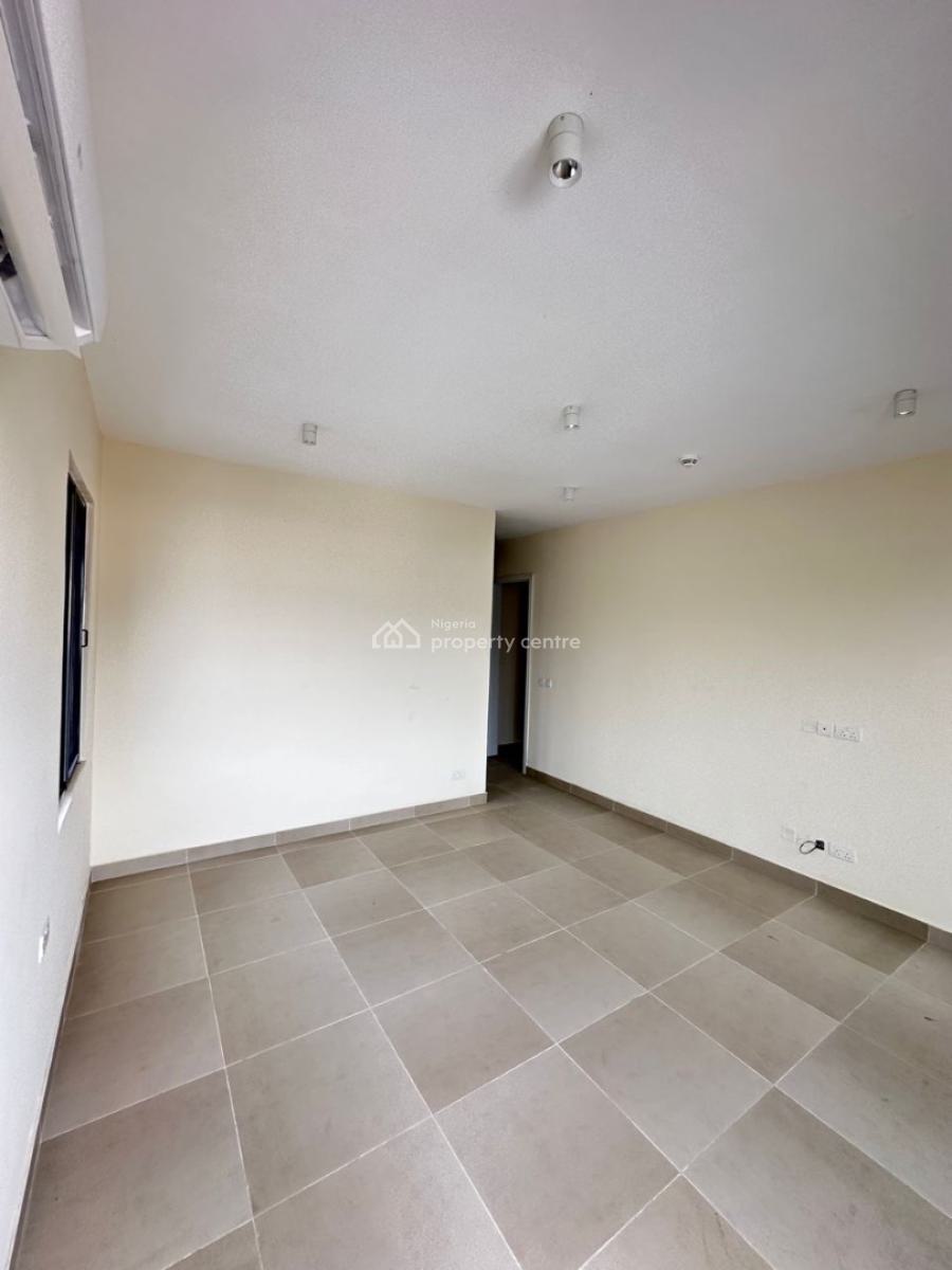 Luxury Spacious 3 Bedroom Apartment, Lekki Phase 1, Lekki, Lagos, Flat / Apartment for Sale