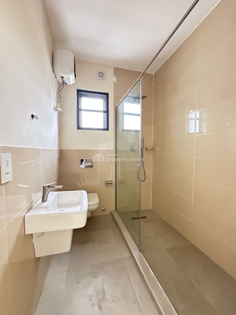 Luxury Spacious 3 Bedroom Apartment, Lekki Phase 1, Lekki, Lagos, Flat / Apartment for Sale